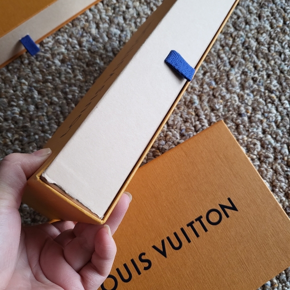 Lv box - Picture 3 of 4